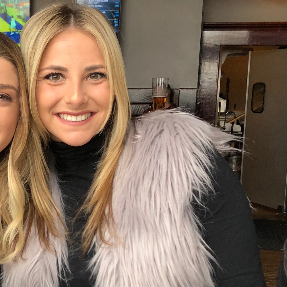 Meet your Posher, Gabriella